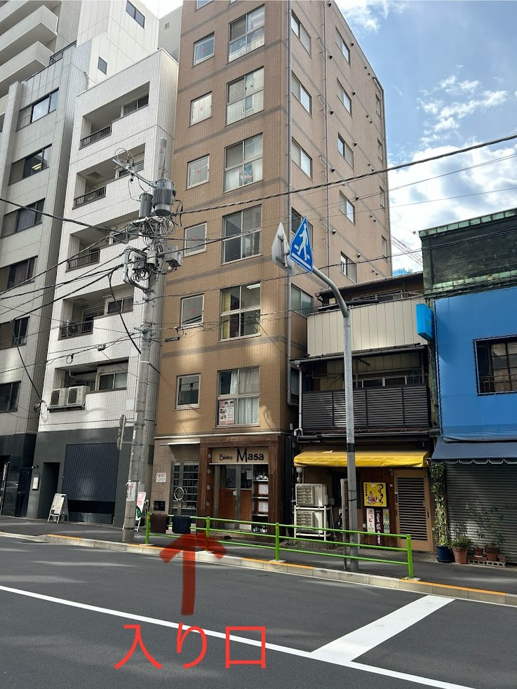 鍼侍