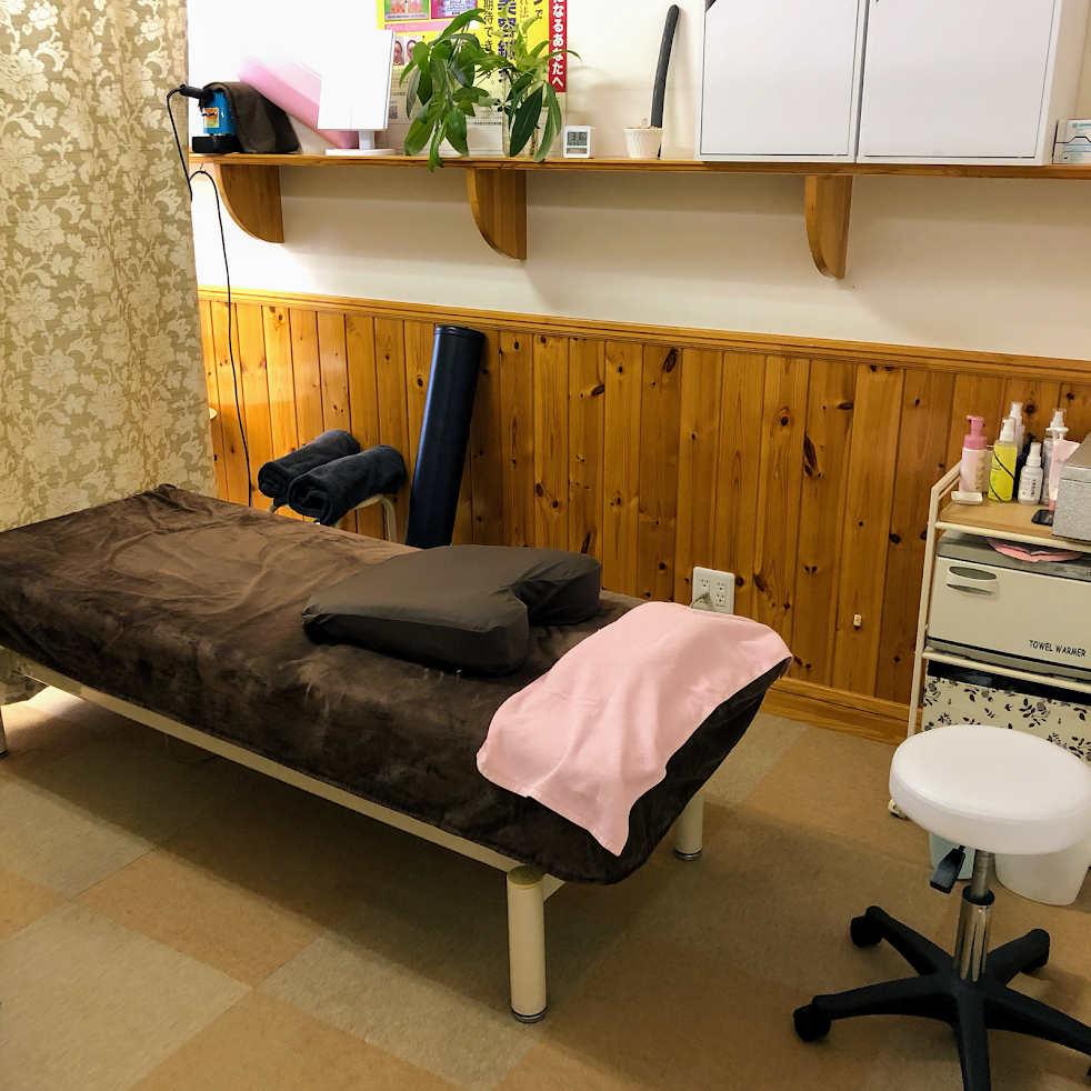 うめもと鍼灸整骨院（完全予約制）