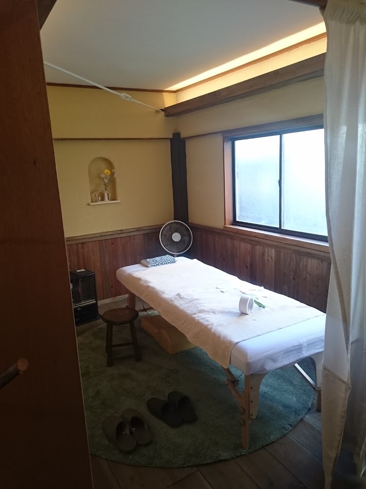 はりきゅう カラコロ堂治療院