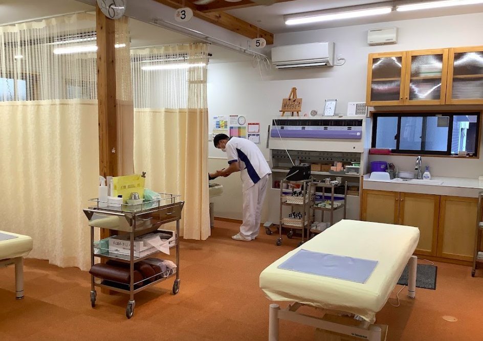 松山鍼灸整骨院